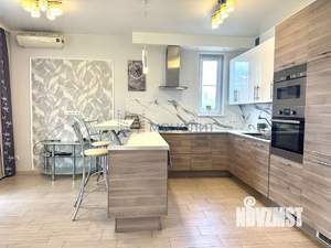 Дом 155м², 3-этажный, участок 4 сот.  