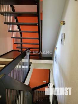 Таунхаус 156м², 3-этажный, участок 8 сот.  