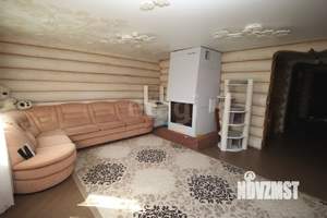 Дом 200м², 2-этажный, участок 15 сот.  