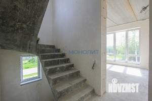 Дом 272м², 4-этажный, участок 4 сот.  