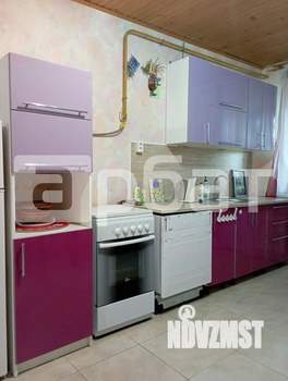 Дом 270м², 3-этажный, участок 14 сот.  