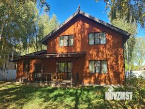 Коттедж 185м², 2-этажный, участок 10 сот.  