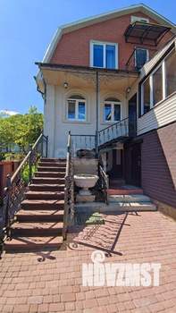 Дом 330м², 2-этажный, участок 7 сот.  