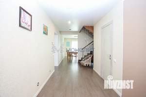 Дом 207м², 2-этажный, участок 3 сот.  