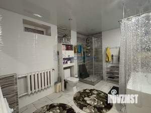 Дом 238м², 2-этажный, участок 9 сот.  