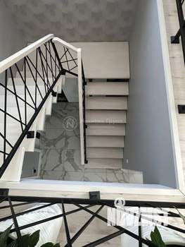 Дом 151м², 2-этажный, участок 6 сот.  