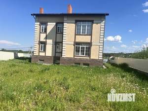 Коттедж 263м², 3-этажный, участок 8 сот.  