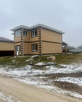 Дом 215м², 2-этажный, участок 10 сот.  