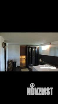 Коттедж 600м², 3-этажный, участок 20 сот.  