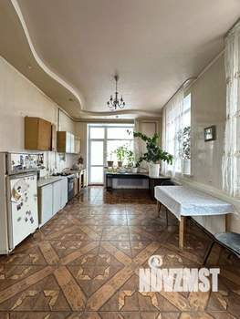 Коттедж 571м², 3-этажный, участок 11 сот.  