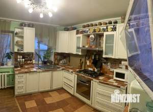 Дом 277м², 2-этажный, участок 14 сот.  
