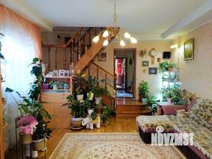 Дом 273м², 2-этажный, участок 23 сот.  