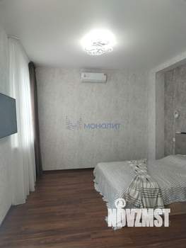 Коттедж 285м², 3-этажный, участок 12 сот.  