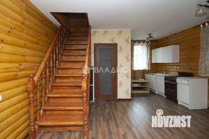 Дом 154м², 2-этажный, участок 10 сот.  