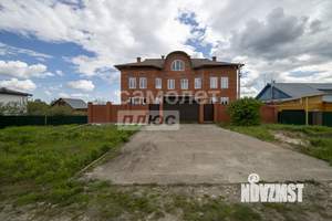 Дом 740м², 2-этажный, участок 24 сот.  