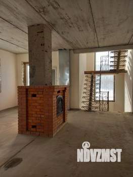 Коттедж 220м², 2-этажный, участок 12 сот.  