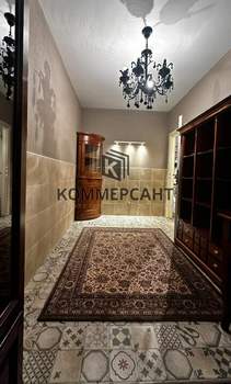Дом 184м², 3-этажный, участок 3 сот.  