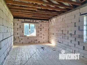 Дом 164м², 2-этажный, участок 15 сот.  