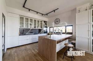 Коттедж 450м², 5-этажный, участок 7 сот.  