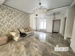 Таунхаус 180м², 3-этажный, участок 2 сот.  