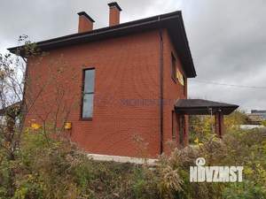 Дом 141м², 2-этажный, участок 10 сот.  