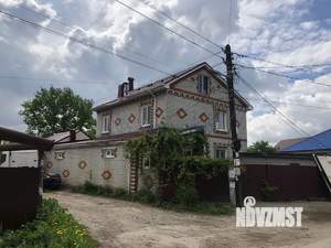 Дом 180м&sup2;, 2-этажный, участок 11 сот.  