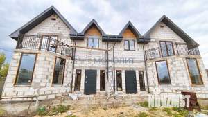 Таунхаус 135м², 2-этажный, участок 3 сот.  