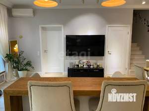 Дом 144м², 3-этажный, участок 1 сот.  