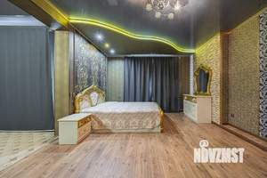 Дом 285м&sup2;, 3-этажный, участок 11 сот.  