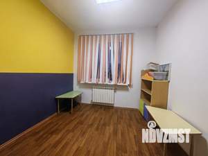 Дом 320м², 3-этажный, участок 4 сот.  