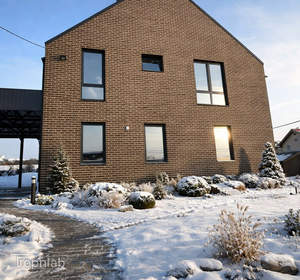 Дом 150м&sup2;, 2-этажный, участок 10 сот.  