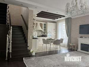 Таунхаус 185м², 3-этажный, участок 2 сот.  
