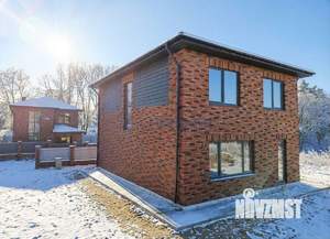 Дом 135м&sup2;, 2-этажный, участок 10 сот.  