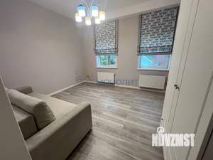 Дом 242м&sup2;, 2-этажный, участок 10 сот.  