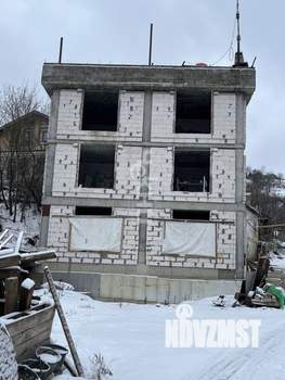 Коттедж 300м², 3-этажный, участок 4 сот.  