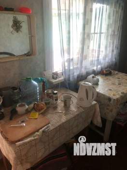 Дом 30м², 2-этажный, участок 5 сот.  