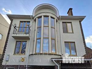 Дом 585м², 4-этажный, участок 8 сот.  