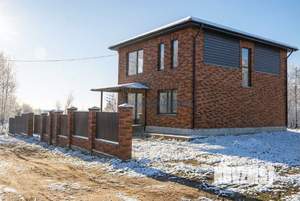 Дом 135м&sup2;, 2-этажный, участок 10 сот.  