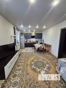 Дом 243м², 3-этажный, участок 9 сот.  