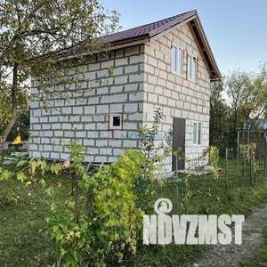 Дом 63м², 2-этажный, участок 5 сот.  