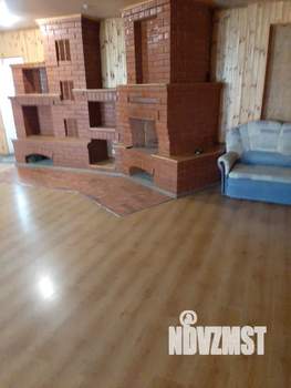 Дом 400м², 3-этажный, участок 20 сот.  