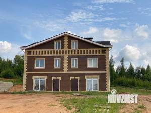 Дом 127м&sup2;, 3-этажный, участок 5 сот.  