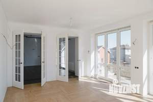 Коттедж 635м², 3-этажный, участок 19 сот.  