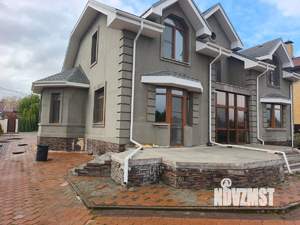 Коттедж 215м², 2-этажный, участок 20 сот.  