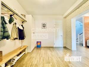 Коттедж 252м², 2-этажный, участок 12 сот.  