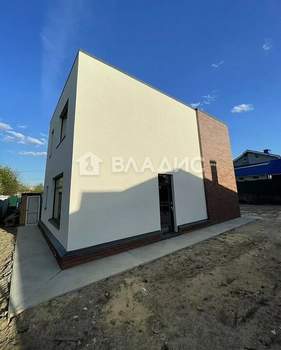 Дом 120м², 2-этажный, участок 4 сот.  