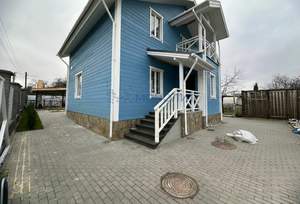 Дом 240м², 2-этажный, участок 6 сот.  