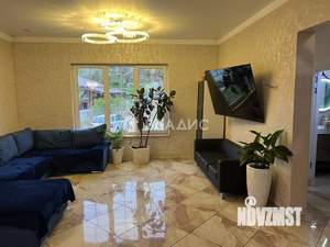 Дом 130м², 2-этажный, участок 6 сот.  