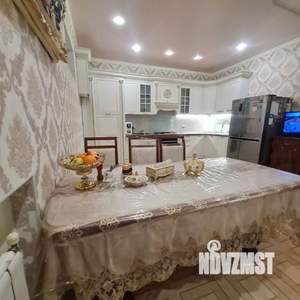 Дом 350м², 2-этажный, участок 12 сот.  