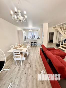 Коттедж 140м², 2-этажный, участок 5 сот.  